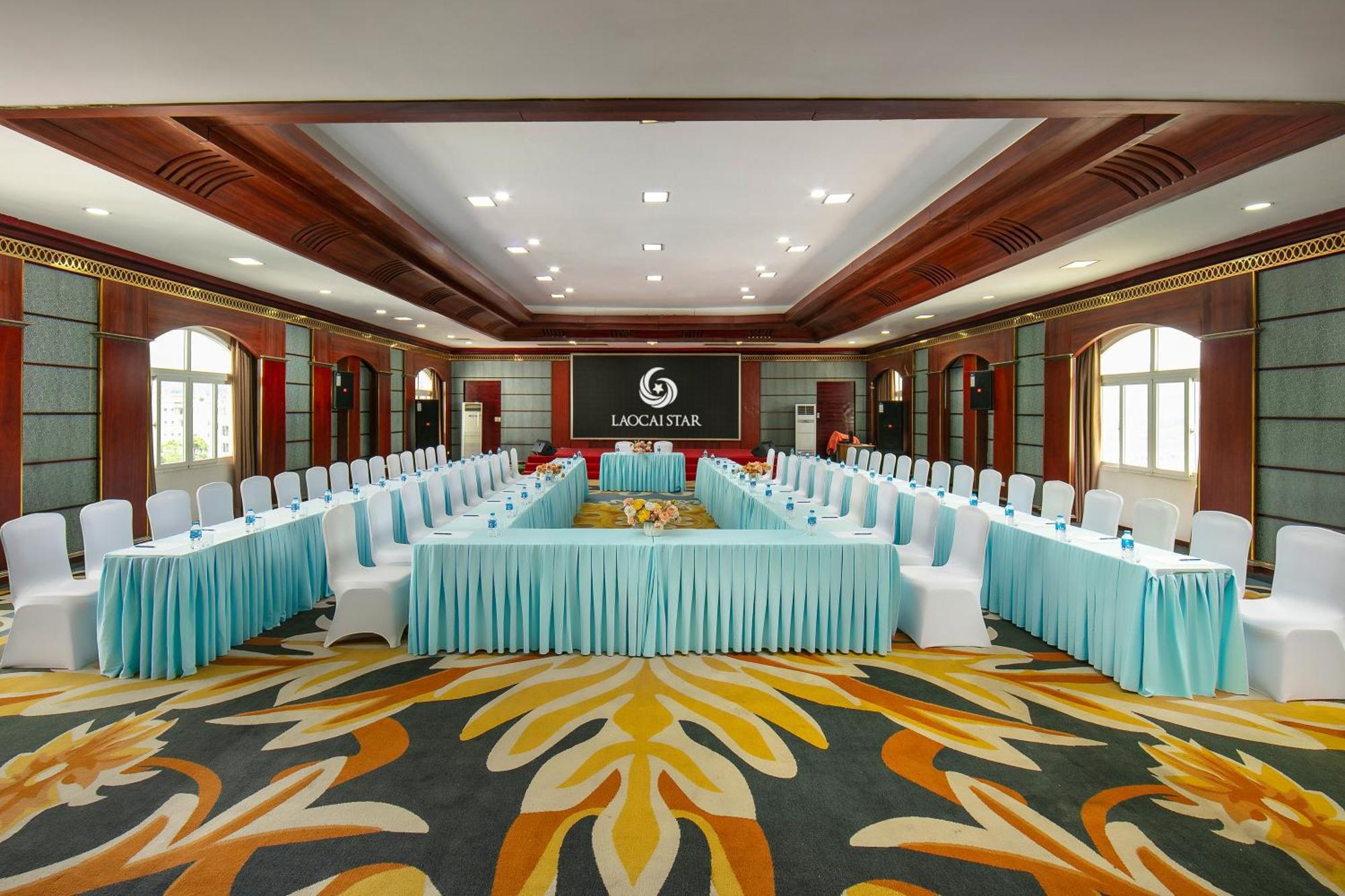 Lao Cai Star Hotel Экстерьер фото
