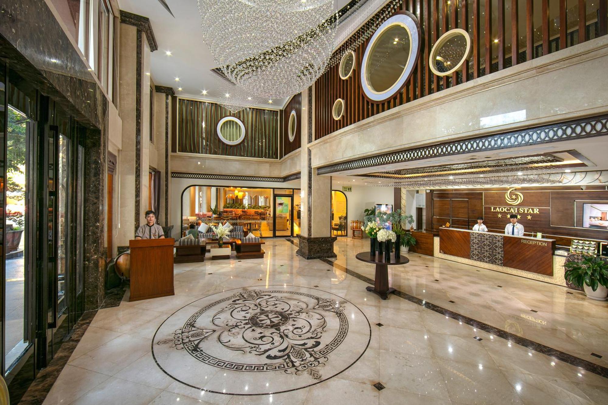 Lao Cai Star Hotel Экстерьер фото